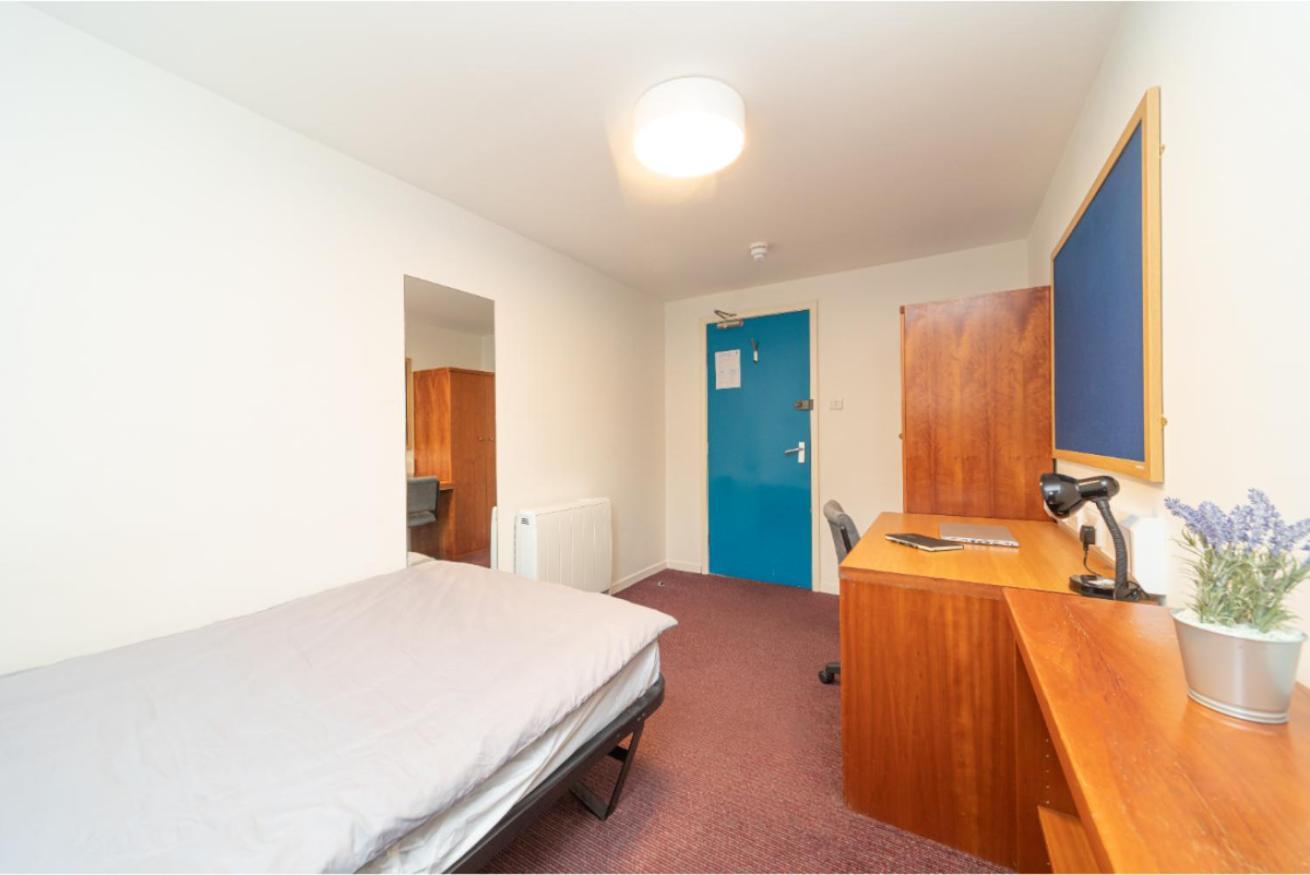 Joivy Affordable 3,4,5 And 12 Bed Private Flats Next To Royal Mile (Adults Only) Lejlighed EDI Eksteriør billede